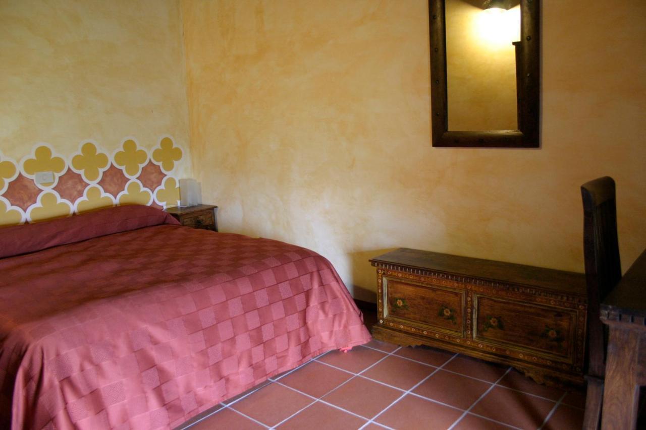 Hotel Monastero Fortezza Di Santo Spirito Fossa Exterior foto